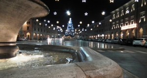 L'illuminazione natalizia in Piazza del Popolo