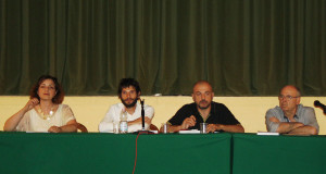 Da sinistra: l'assessore Simona Gregori, il giornalista Lorenzo Paciaroni, il ricercatore Matteo Petracci e lo storico Raoul Paciaroni, autore del libro