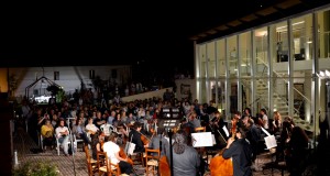 Un momento del concerto dello scorso 6 luglio a Palazzo Claudi