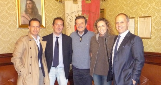 Alessandra Sensini con il sindaco Martini, i fratelli Carducci e il vice presidente della Fiv