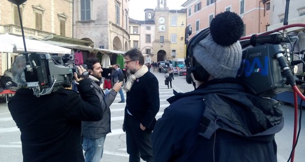 L'architetto Luca Maria Cristini intervistato in Piazza del Popolo