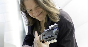 Robben Ford in esclusiva nazionale a San Severino il 5 luglio