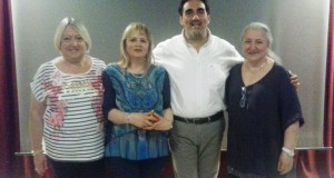 Da sinistra: Roberta Marini, Claudia Guadagnoli, il preside Sandro Luciani e Luisa Piermarini