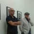 Un momento dell'inaugurazione della mostra. A sinistra Roberto Maggiori, a destra Nino Migliori