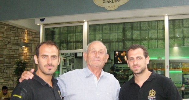 Victor Tavoloni con Jeremias e Lucas Silvestro