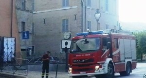 Vigili del fuoco in azione a San Severino
