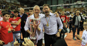 Giuliani e Giulianelli festeggiano insieme a Perugia lo scudetto 2014