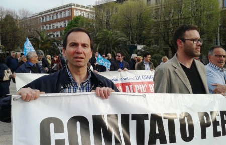 Verbenesi e Borgiani in primo piano alla manifestazione di protesta in Ancona