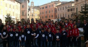 Foto di gruppo in Piazza del Popolo