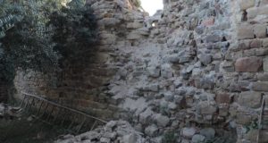 Crollo di mura al Castello di Carpignano