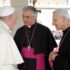 Il vescovo Antonio Napolioni con Papa Francesco