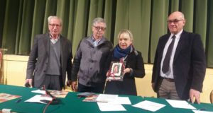 Un momento della cerimonia all'Italia