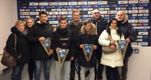 Andrea Giusti con la delegazione accolta in casa dell'Atalanta