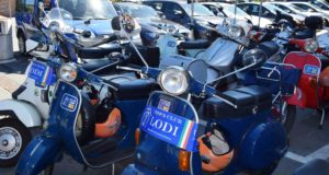 I mezzi del Vespa Club di Lodi