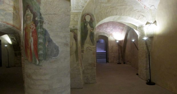 La cripta con la nuova illuminazione