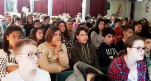Alunni in ascolto dei Carabinieri sui temi della legalità