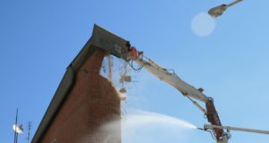 La demolizione dell'Itis