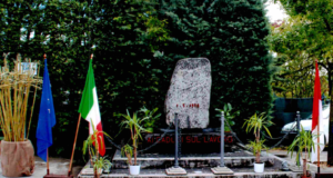 Il monumento dedicato alla memoria dei caduti sul lavoro