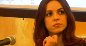 La scrittrice Laura Iura