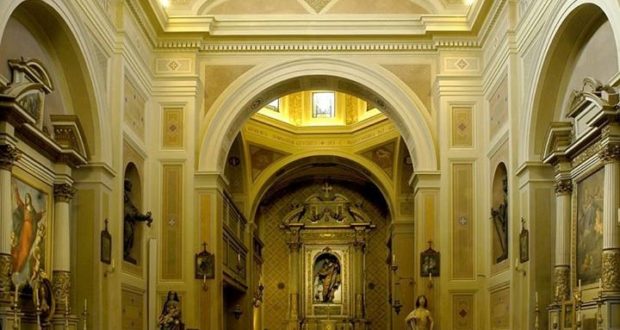 L'interno della chiesa di San Rocco