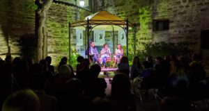La serata nel suggestivo cortile di Palazzo Gentili (foto StudioStyle)