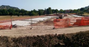 Uno dei due cantieri in cui vengono realizzate le "casette"
