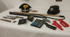 Il materiale sequestrato al ragazzino
