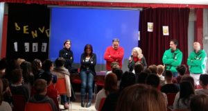 L'incontro con gli alunni della scuola media
