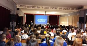 L'incontro all'Istituto "Tacchi Venturi"