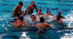 In acqua la gioia dei protagonisti