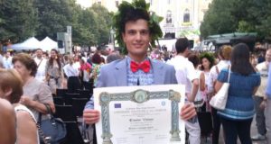 Giacomo Ventura con il diploma di laurea