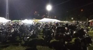 Il raduno al campo sportivo di Serralta