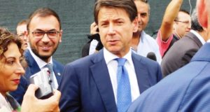 Il Presidente del Consiglio, Giuseppe Conte, dopo il taglio del nastro