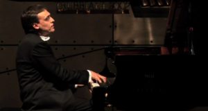Il pianista Lorenzo Di Bella