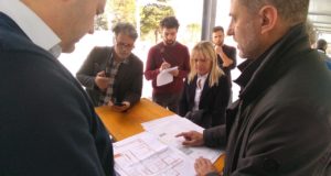 Il tavolo tecnico nell'area del cantiere