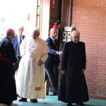 L'arrivo del Papa al palasport