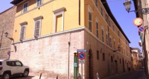 Il palazzo di via Massarelli