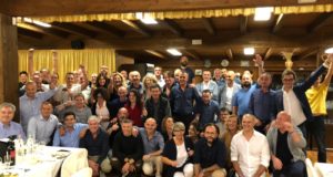 La foto di gruppo dei neocinquantenni