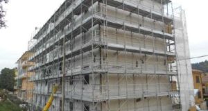 L'edificio in via Caccialupi