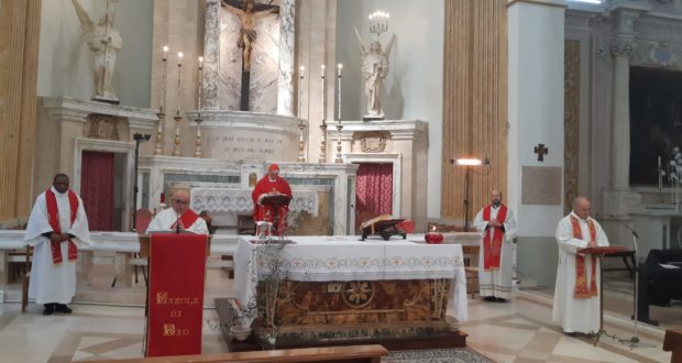 Il cardinal Menichelli presiede la messa alla Madonna dei Lumi