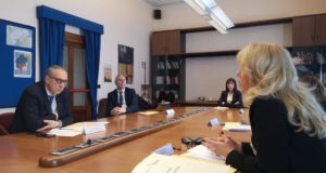 Il nuovo Commissario alla ricostruzione, Giovanni Legnini, in Prefettura, a Macerata, con il presidente della Regione, Luca Ceriscioli