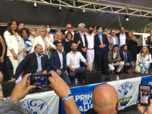 La Lega si è presentata a Macerata con Salvini, Acquaroli e Parcaroli