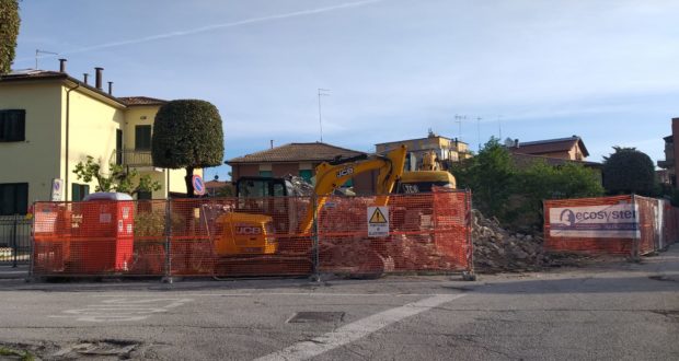 Demolita la villa della famiglia Massi
