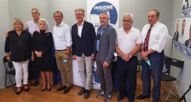 I partecipanti alla conferenza stampa