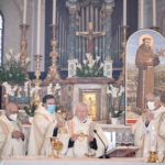 Il cardinal Bassetti a San Lorenzo (foto Serini)