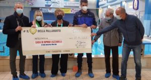 La donazione di mille euro alla "Lazzarelli"
