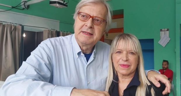 Vittorio Sgarbi e il sindaco Rosa Piermattei
