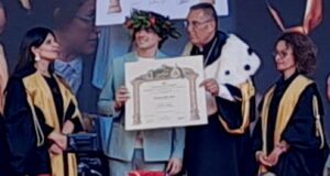 Il conferimento della laurea a Riccardo Della Rocca