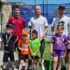Andrea e Tommaso con alcuni bambini della scuola tennis