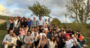 Il gruppo di amici protagonista della rimpatriata